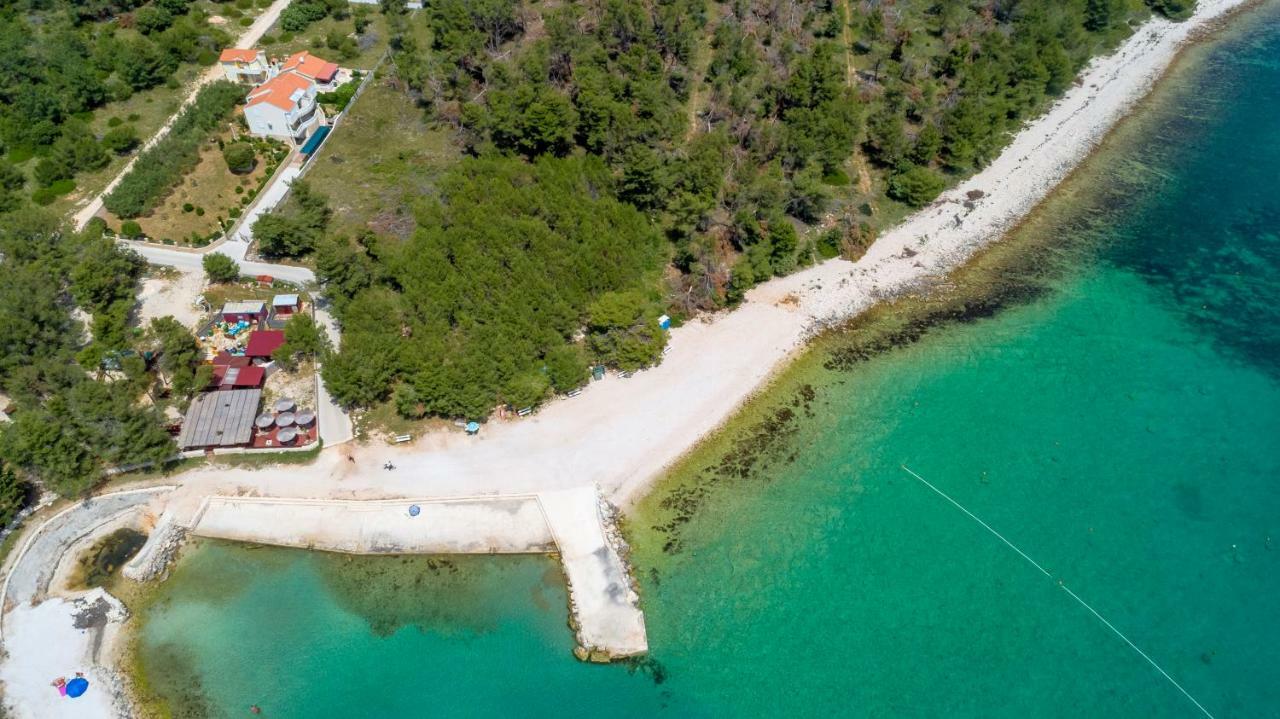 Villa Nivel Вир Экстерьер фото